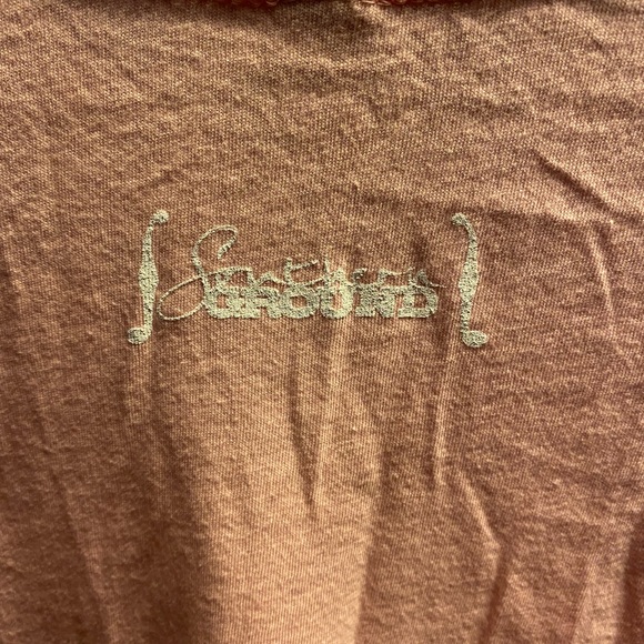 EUC Next Level T-shirt. Size XL Juniors. - Picture 5 of 6